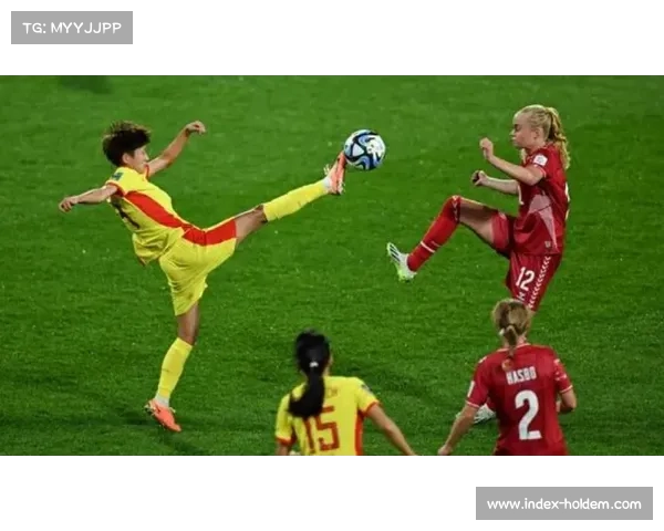 马君头球中柱，武汉女足距绝杀仅差毫厘